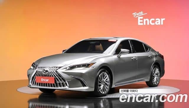 Lexus ES300h
