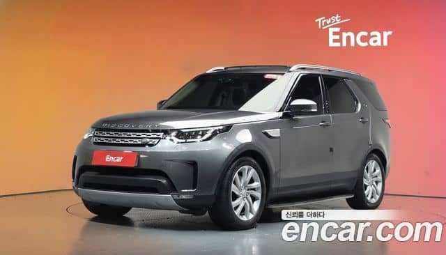 Land Rover Discovery 5