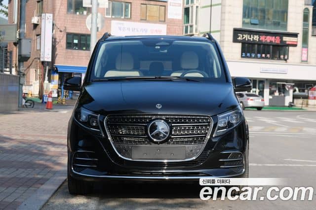 Mercedes-Benz V-Class