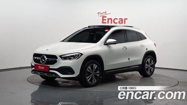 Mercedes-Benz GLA-Class