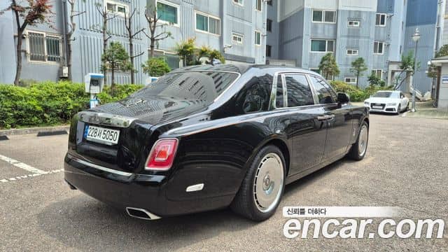 Rolls-Royce Phantom