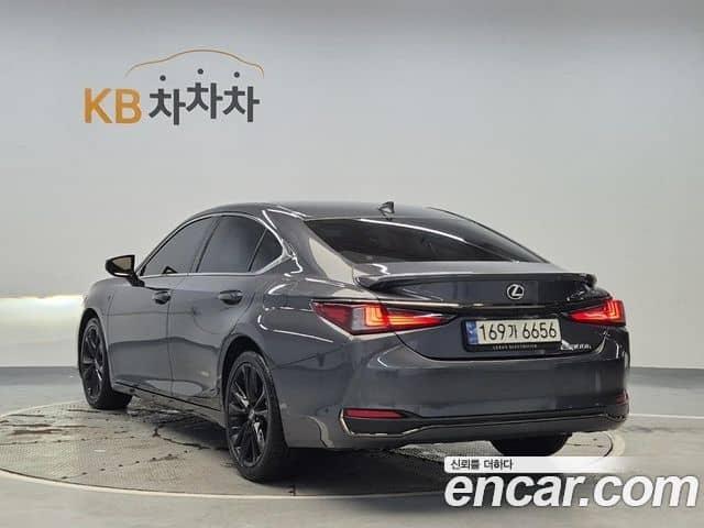 Lexus ES300h