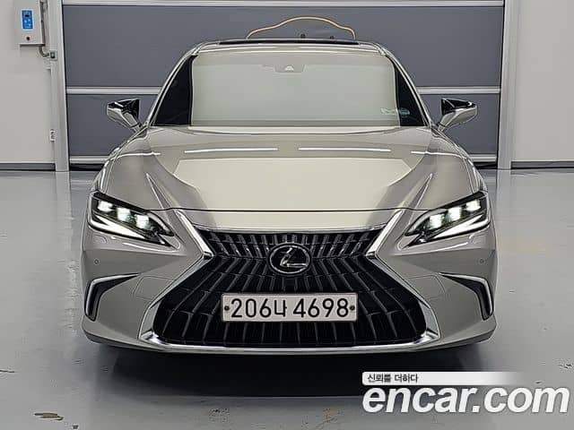 Lexus ES300h