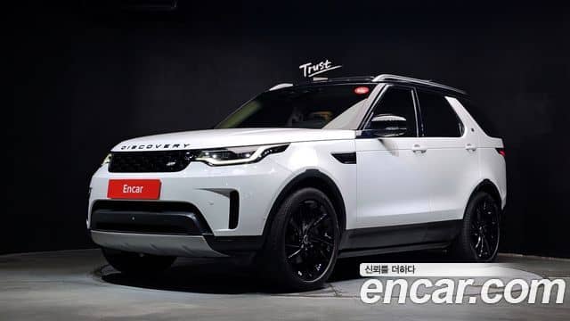 Land Rover Discovery 5