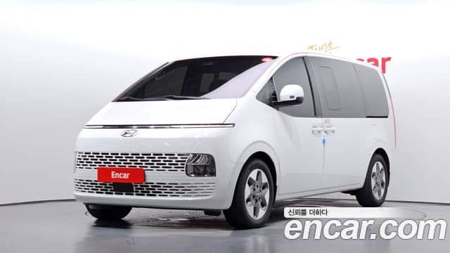 Hyundai Staria