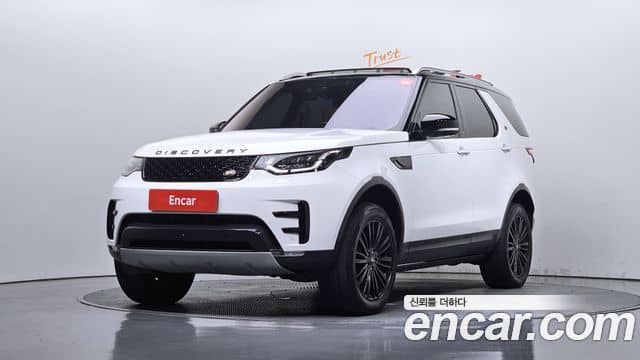 Land Rover Discovery 5