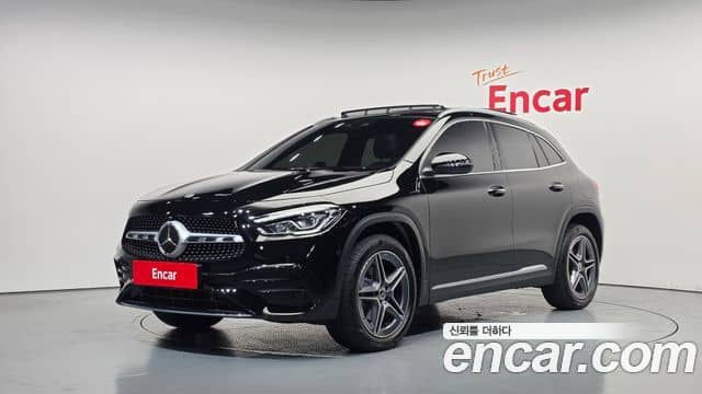 Mercedes-Benz GLA-Class