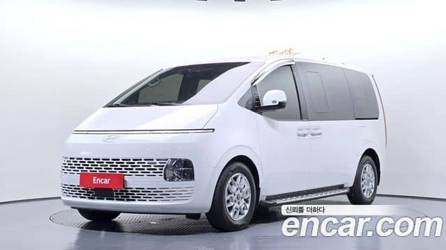 Hyundai Staria
