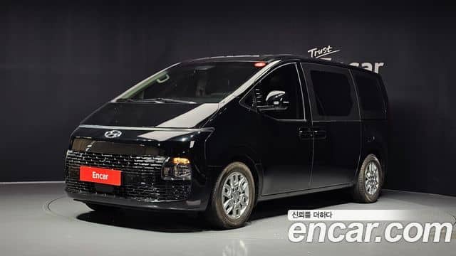 Hyundai Staria