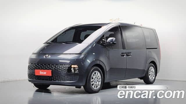 Hyundai Staria