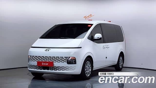 Hyundai Staria