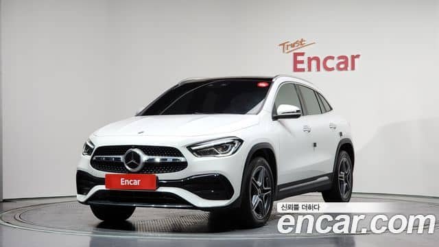 Mercedes-Benz GLA-Class