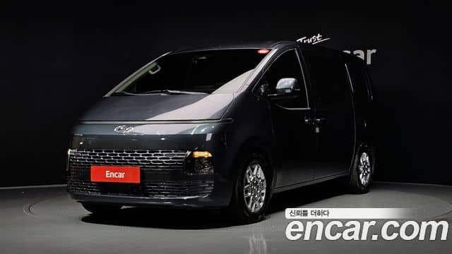 Hyundai Staria