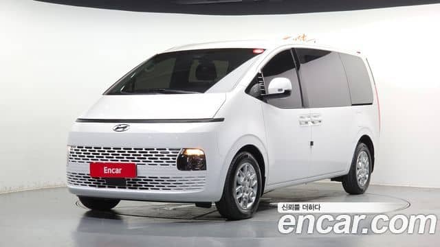 Hyundai Staria