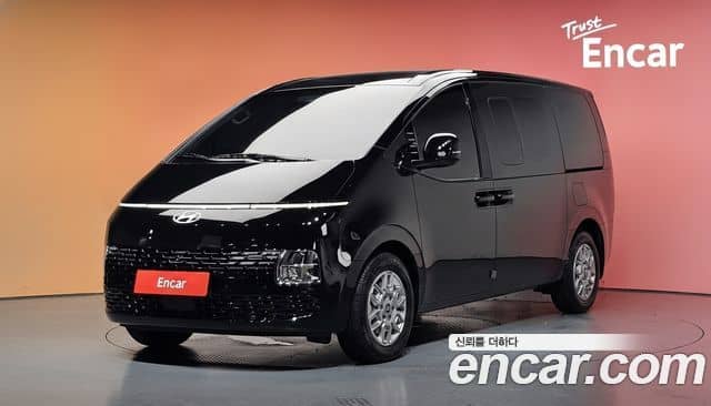 Hyundai Staria