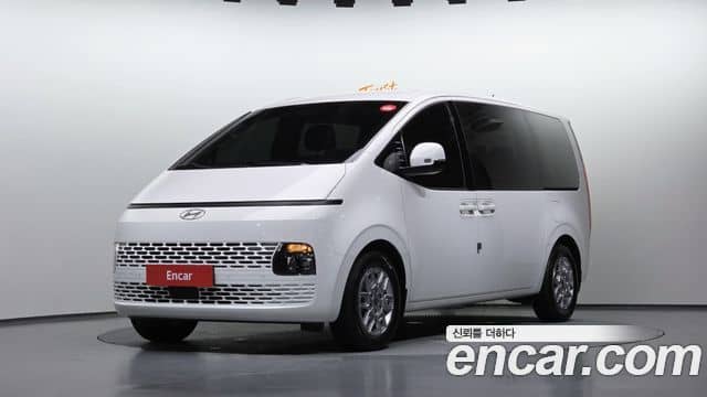 Hyundai Staria