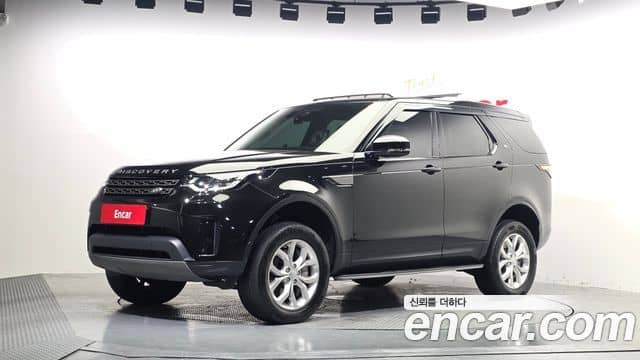 Land Rover Discovery 5