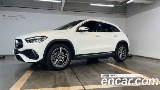 Mercedes-Benz GLA-Class