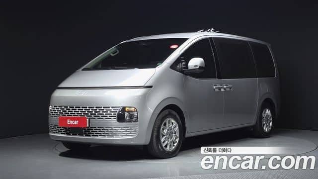 Hyundai Staria