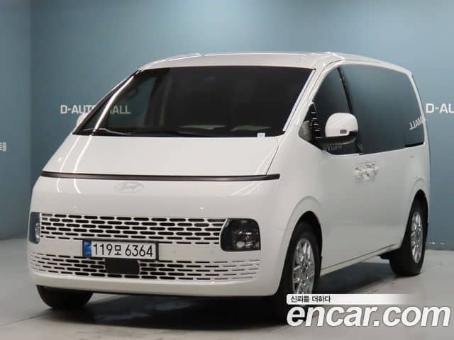 Hyundai Staria