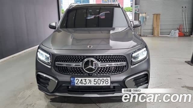 Mercedes-Benz GLB-Class