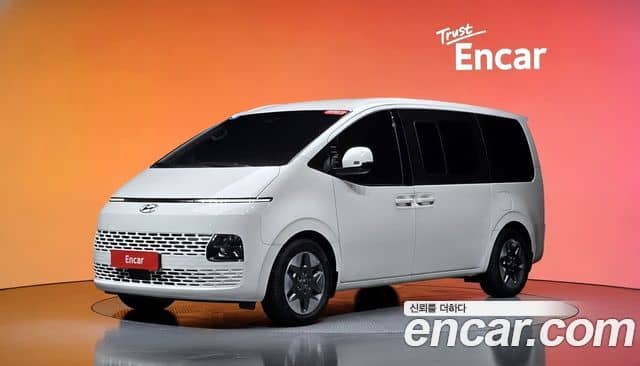 Hyundai Staria