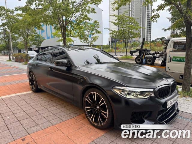 BMW M5