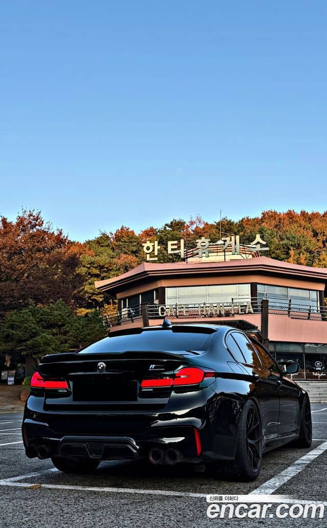 BMW M5