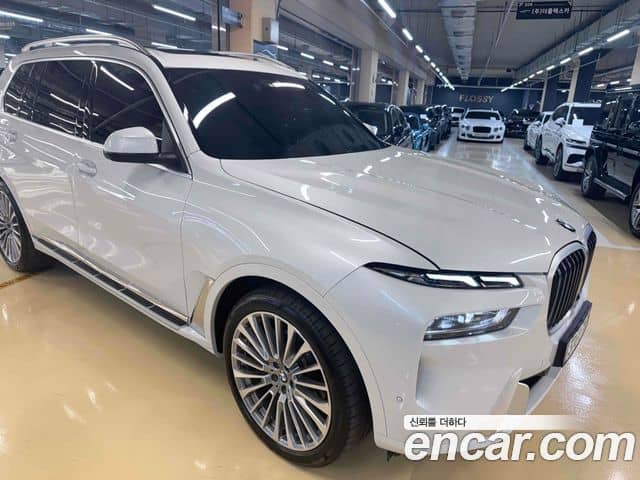 BMW X7