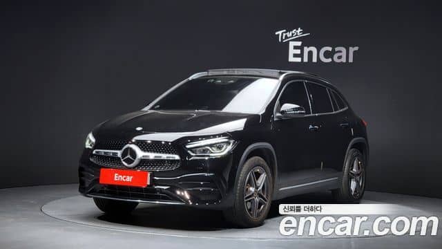 Mercedes-Benz GLA-Class