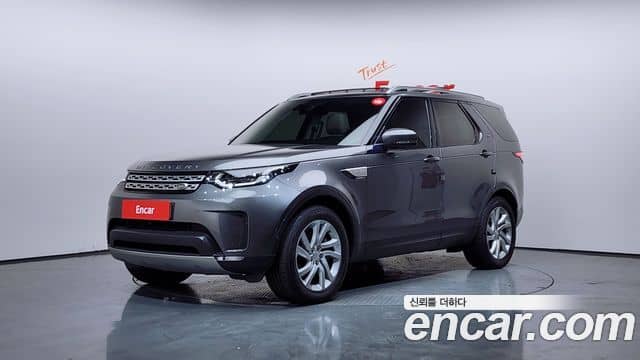 Land Rover Discovery 5