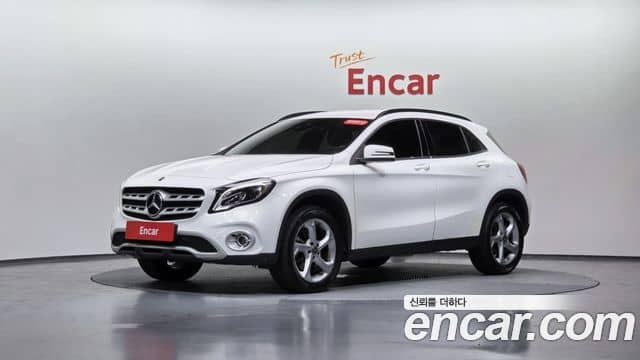 Mercedes-Benz GLA-Class