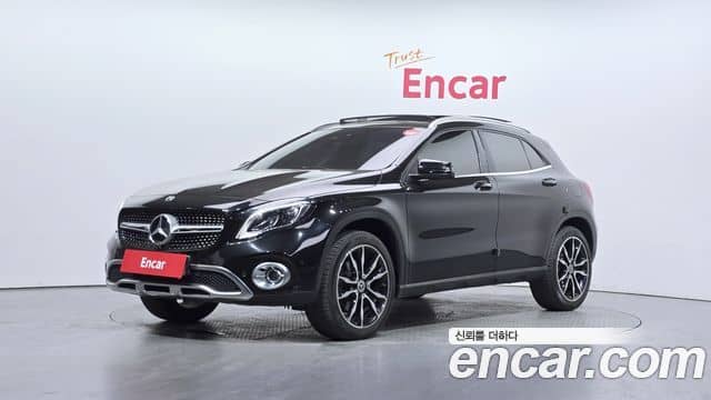 Mercedes-Benz GLA-Class