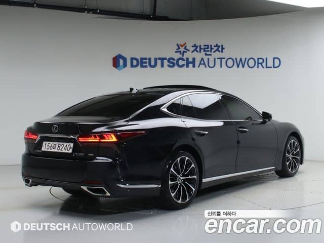 Lexus LS500