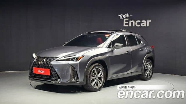 Lexus UX250h