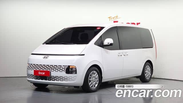 Hyundai Staria