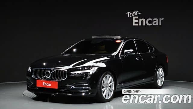Volvo S90