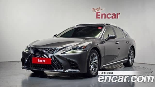 Lexus LS500