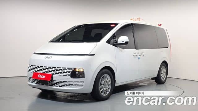 Hyundai Staria