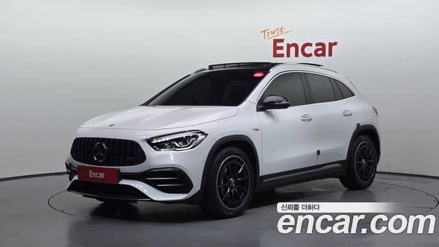 Mercedes-Benz GLA-Class