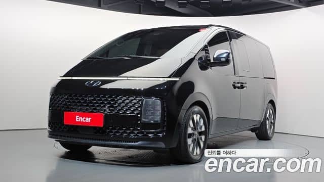 Hyundai Staria