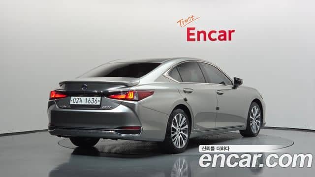 Lexus ES300h