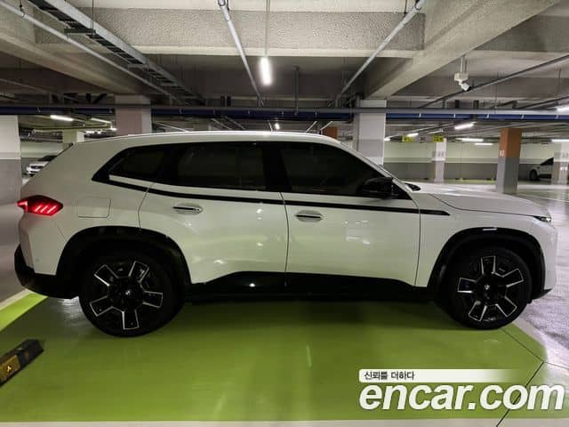 BMW XM