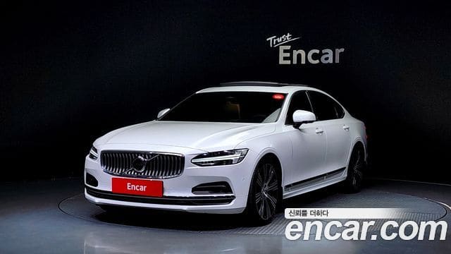 Volvo S90 — фото 1