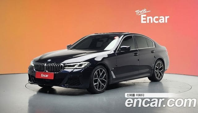 BMW 5 Series — фото 1