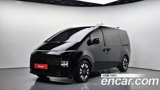 Hyundai Staria — фото 1