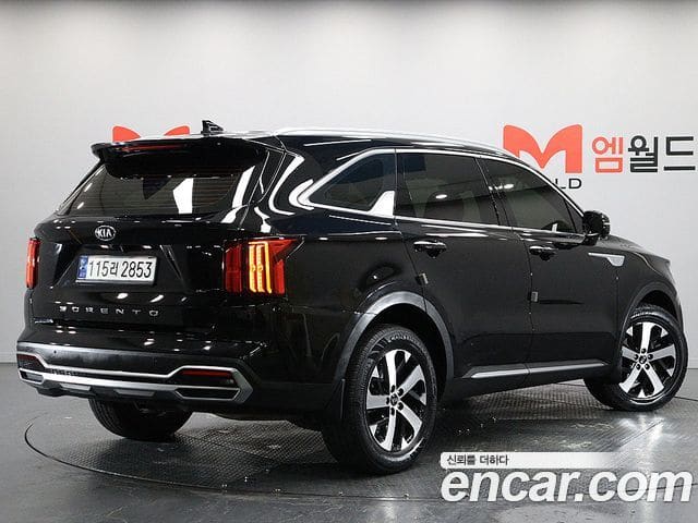 Kia Sorento — фото 1
