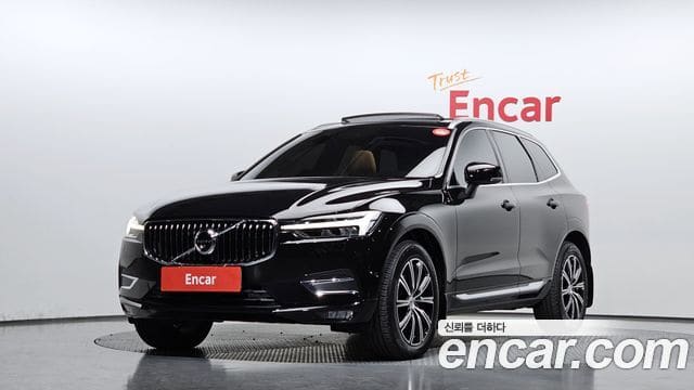 Volvo XC60 — фото 1