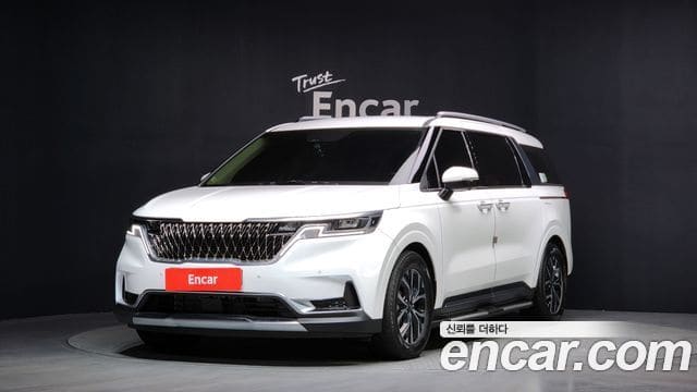 Kia Carnival — фото 1