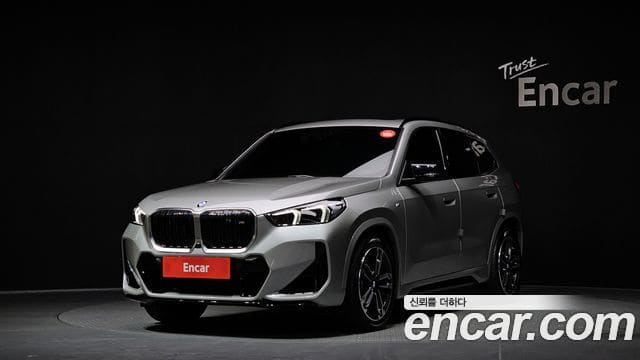 BMW X1 — фото 1